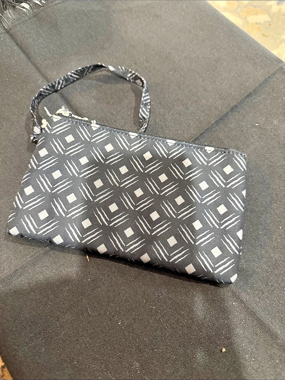 RFID Geometric Clutch in Black & White